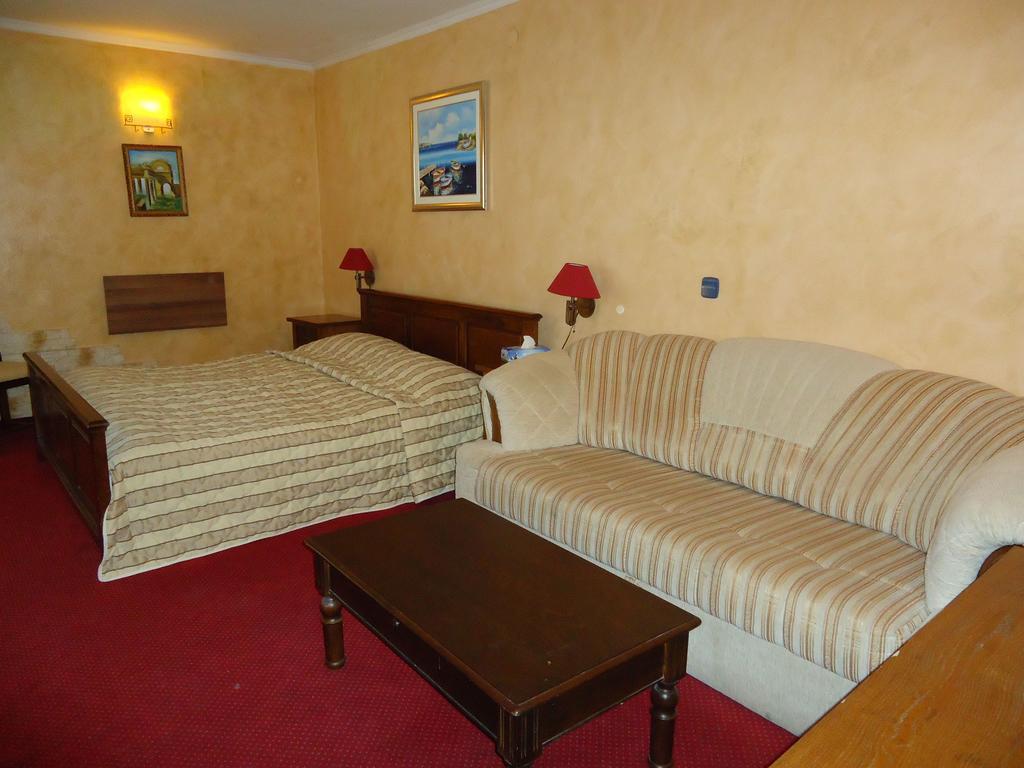 Hotel Koral Медулин Стая снимка