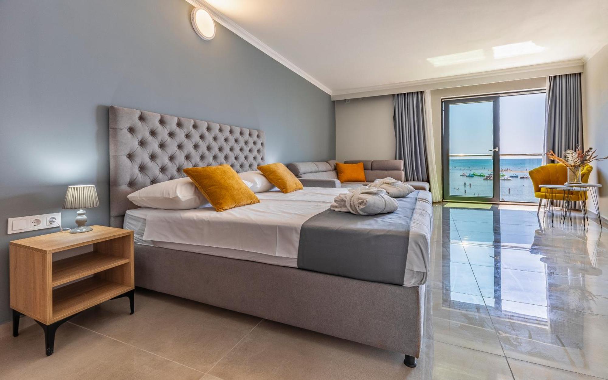 Hotel Koral Медулин Екстериор снимка