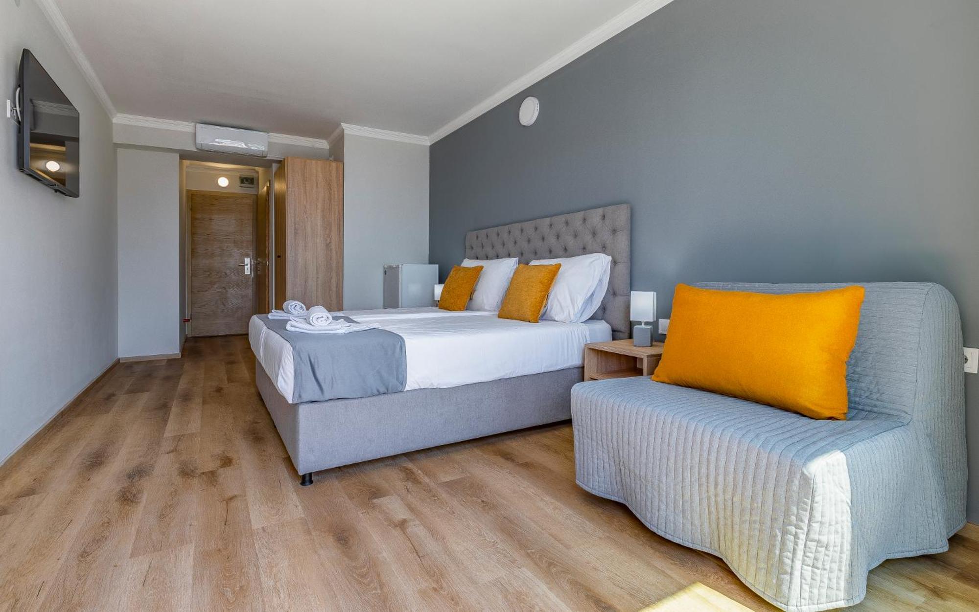 Hotel Koral Медулин Екстериор снимка