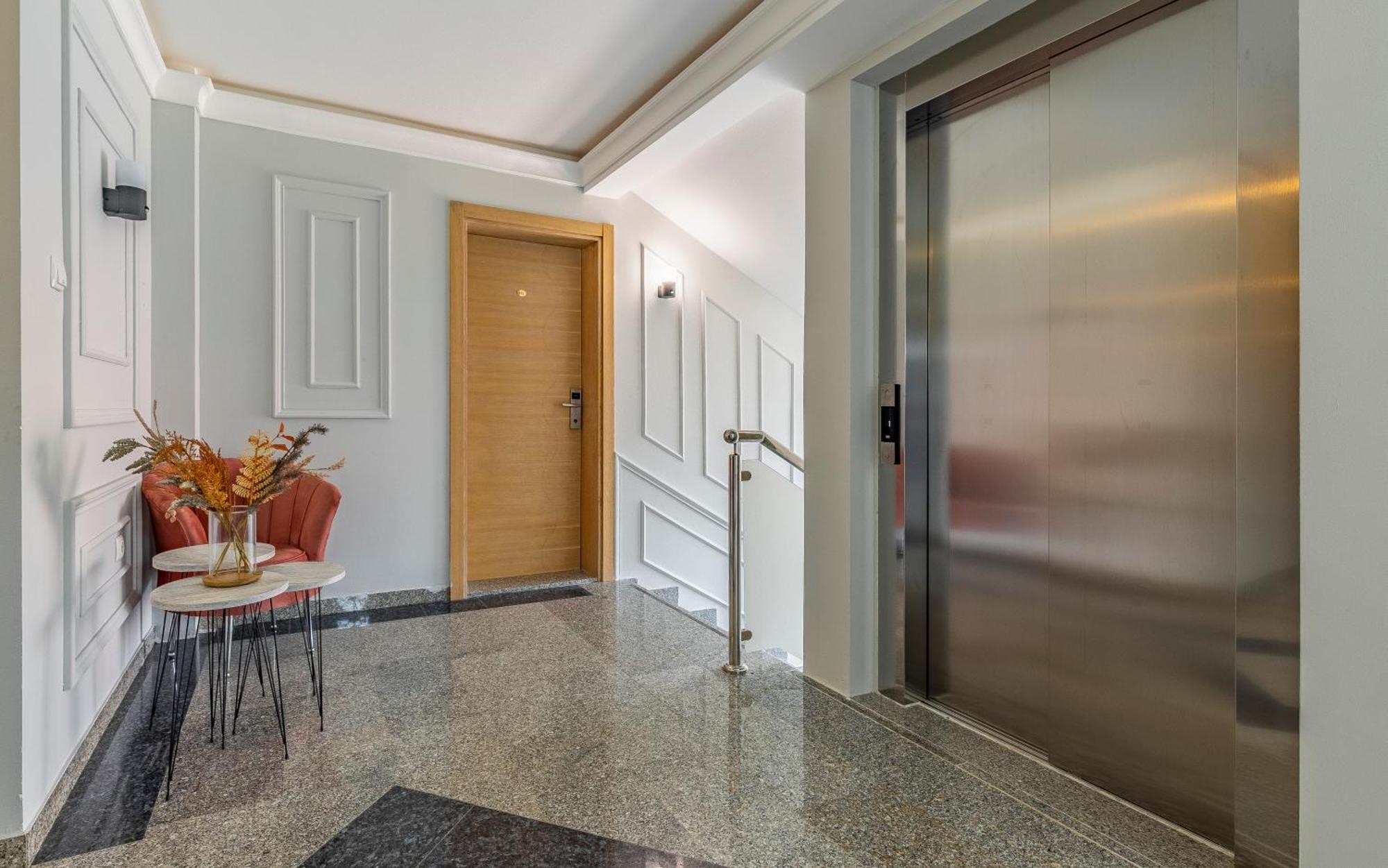 Hotel Koral Медулин Екстериор снимка