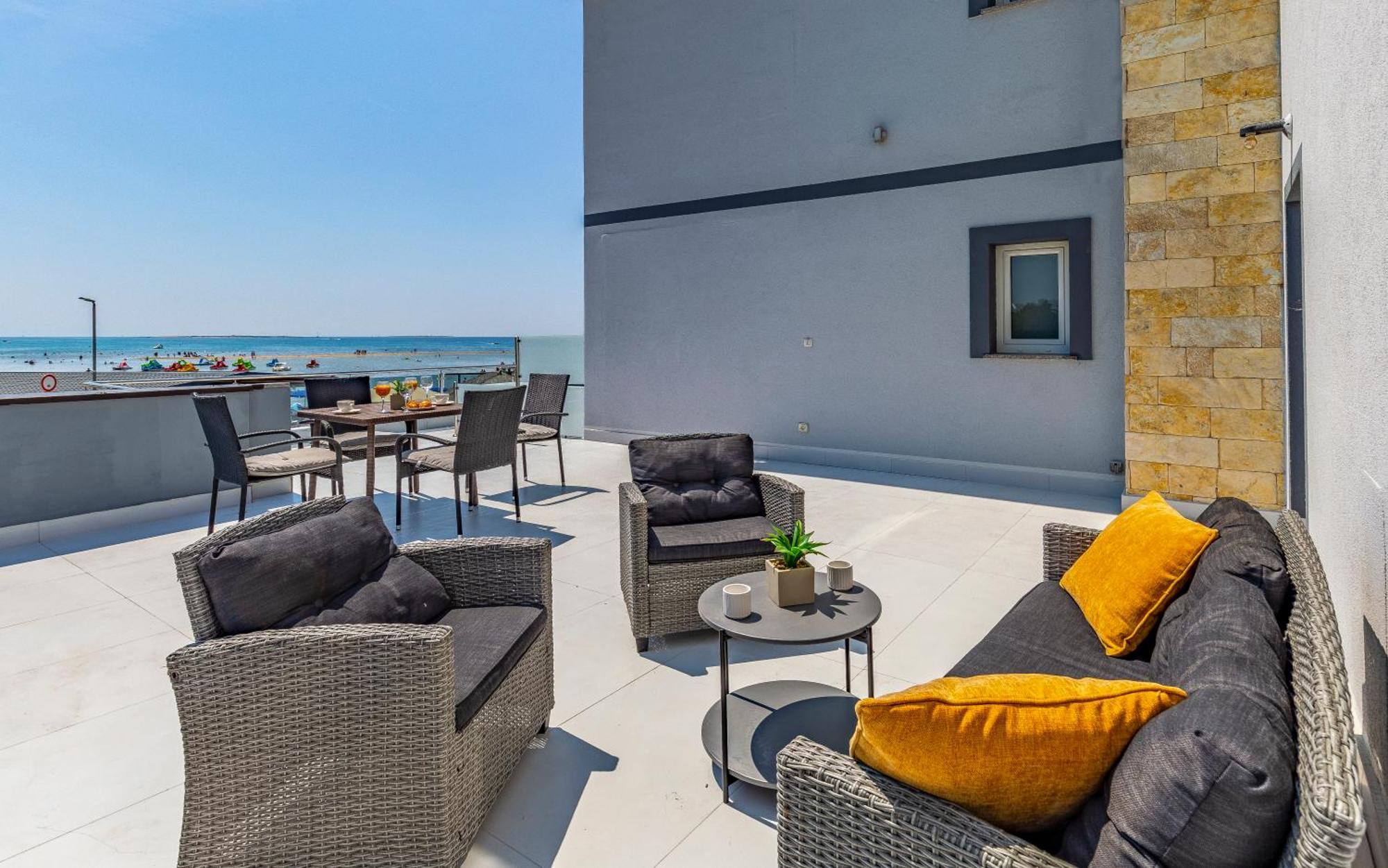 Hotel Koral Медулин Екстериор снимка
