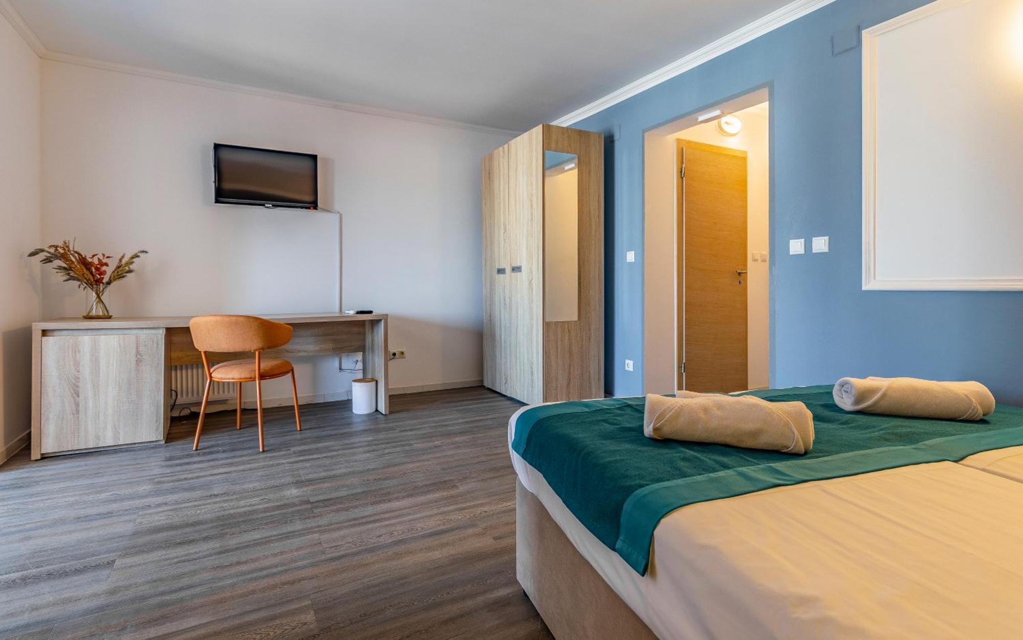 Hotel Koral Медулин Екстериор снимка