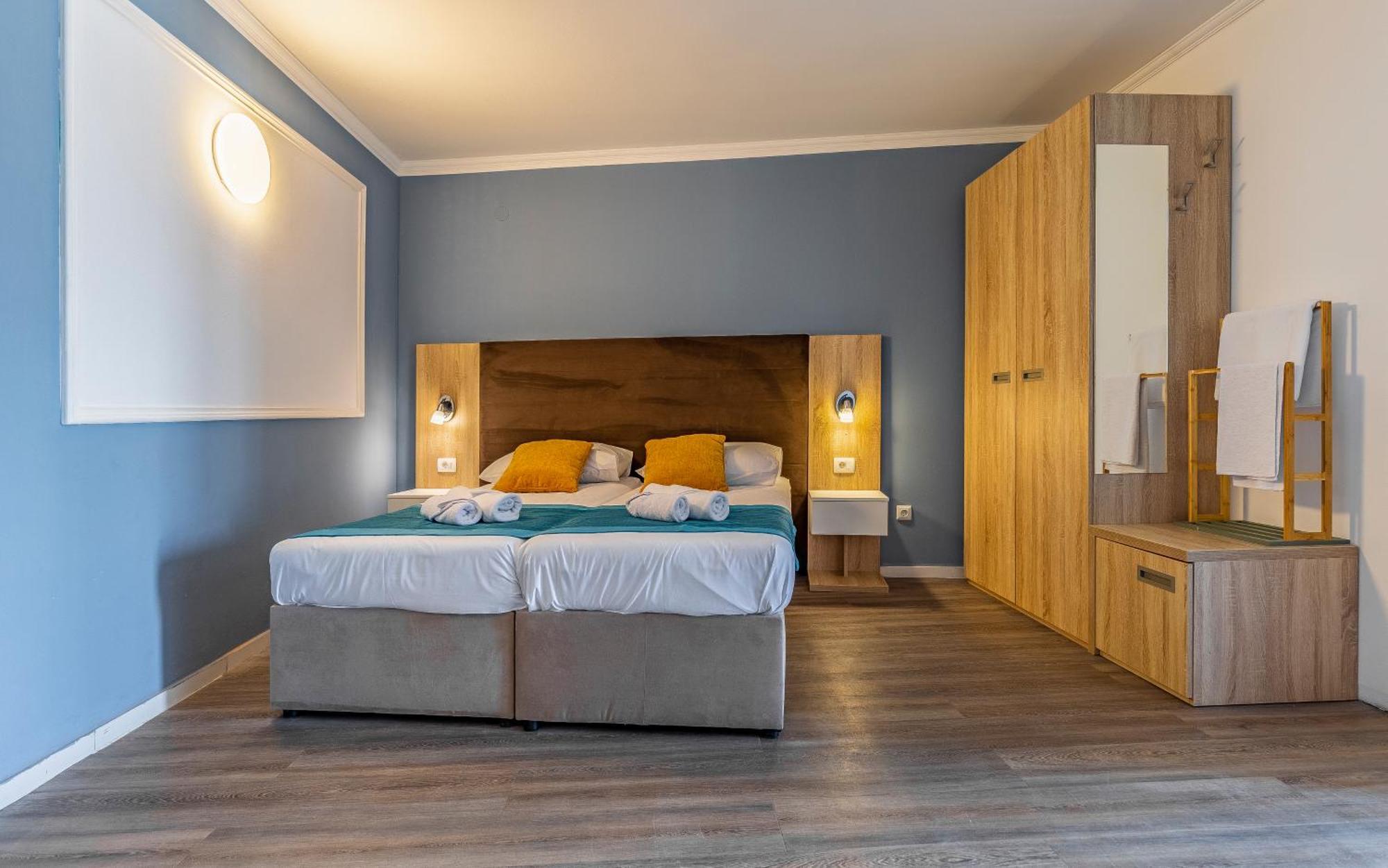 Hotel Koral Медулин Екстериор снимка