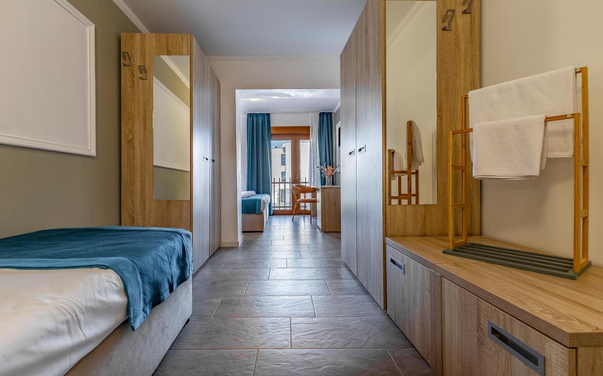 Hotel Koral Медулин Екстериор снимка