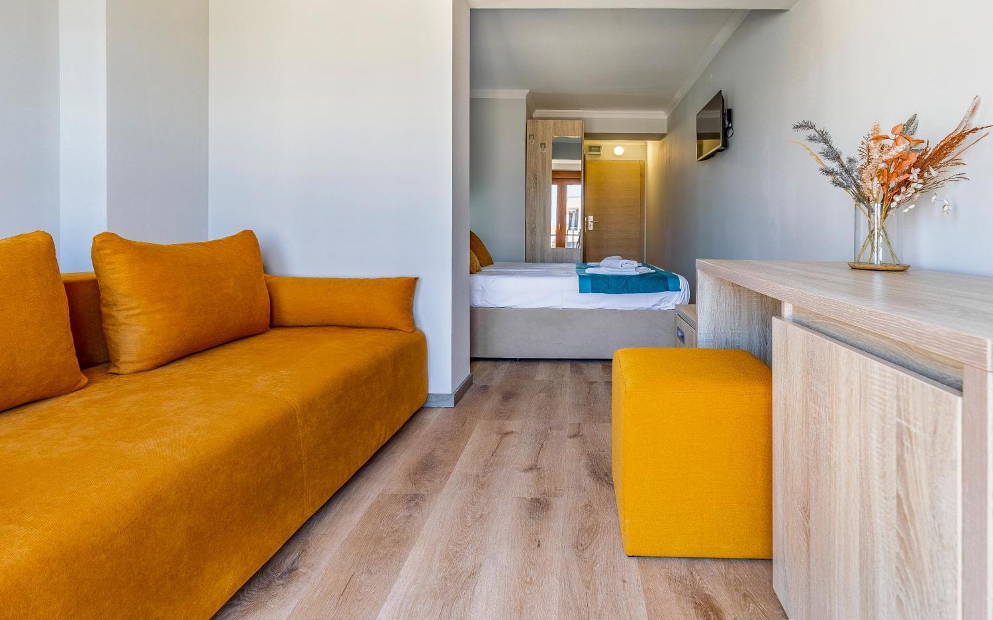 Hotel Koral Медулин Екстериор снимка